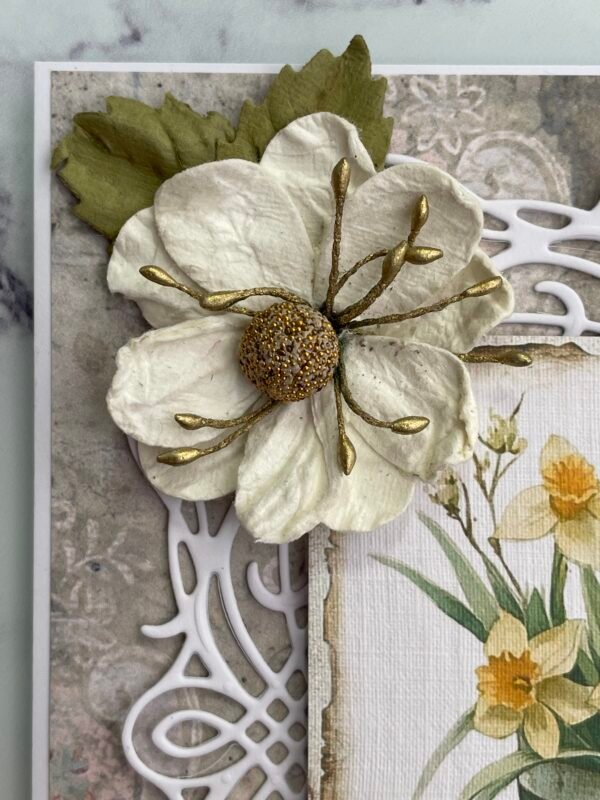 6x6" Luxury 3D Shabby Handmade Card Topper SPRING ROBIN & DAFFODILS - Image 6