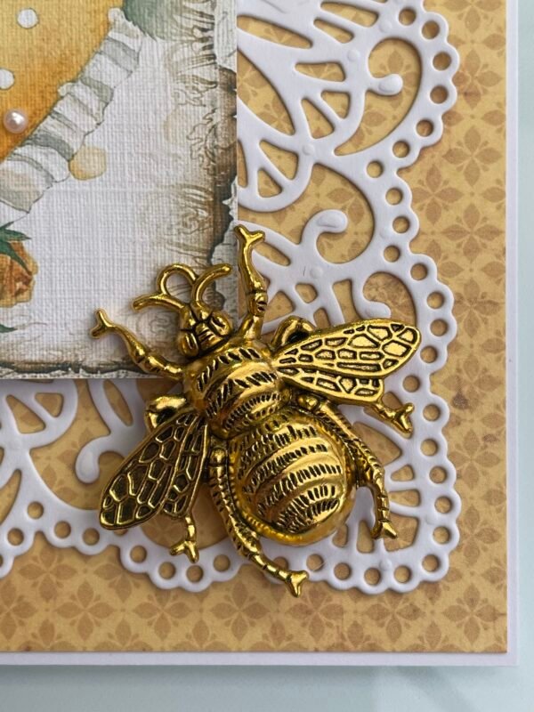 6X6" Luxury 3D Handmade Honey Bee Heart Topper BIRTHDAY - Image 3