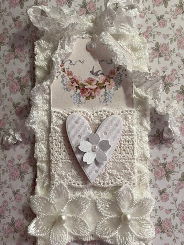 Luxury Shabby Chic Lace Card and envelope. Heart and Flowers - Image 2