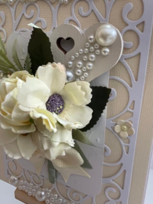 DL Luxury Handmade Card Topper FLORAL CREAM BOUQUET - WEDDING - ANNIVERSARY - Image 4