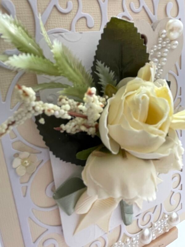 DL Luxury Handmade Card Topper FLORAL CREAM BOUQUET - WEDDING - ANNIVERSARY - Image 5